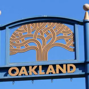 Oakland City Sign