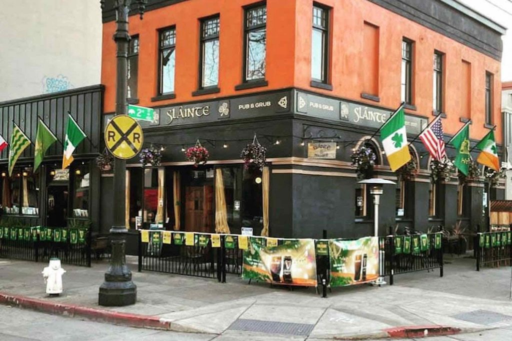 Slainte Oakland Irish Pub